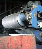 Magnetic conveyor roller