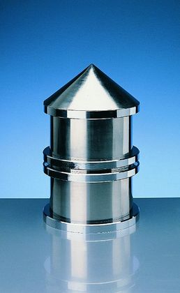 Permanent magnetic cores for tube separators